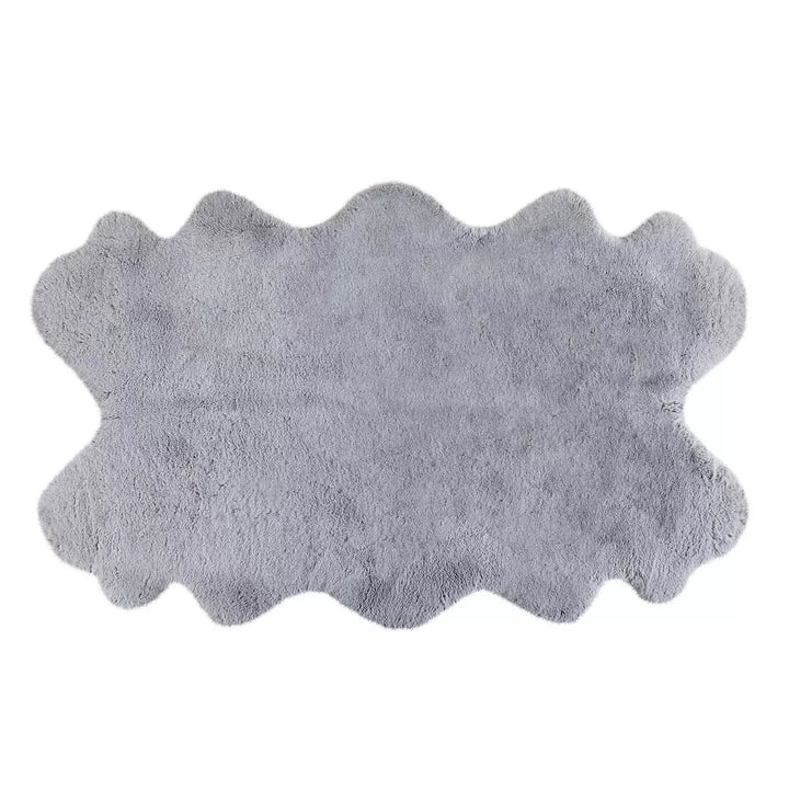 Mon Château - Tapis en fausse fourrure
