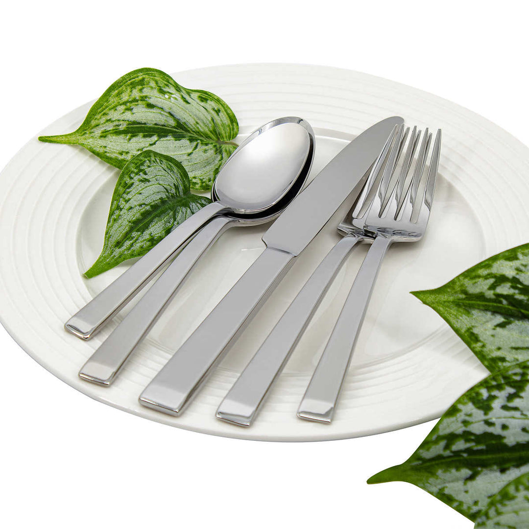 Mikasa - 40-piece utensil set