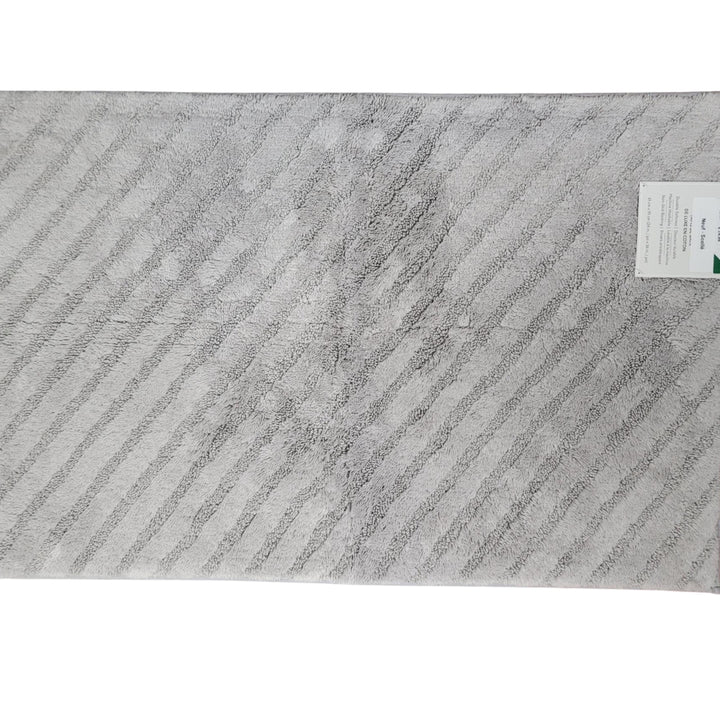 Fieldcrest Bath Rug