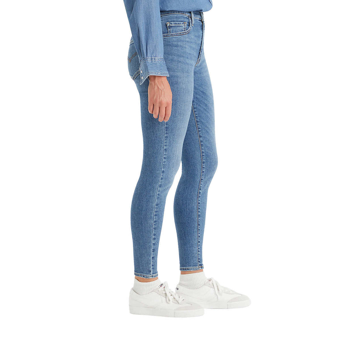 Levi’s 720 High Rise Jeans