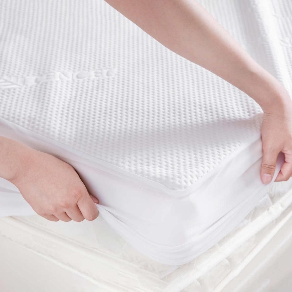 Swiss Comforts - Protège-matelas imperméable à motif gaufré et à fibres Tencel