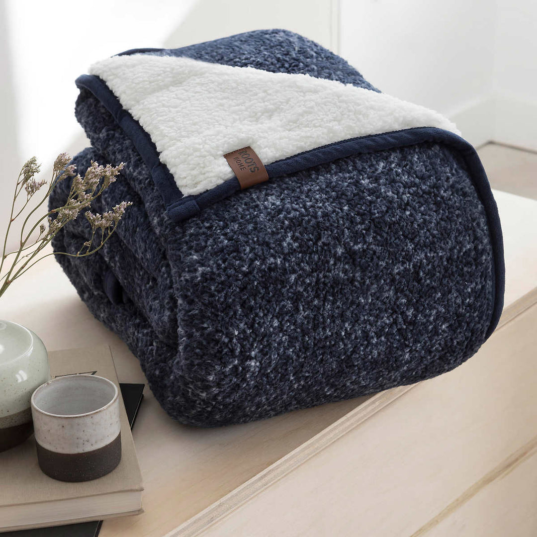 Roots Home – Jeté en Sherpa 50 po × 70 po